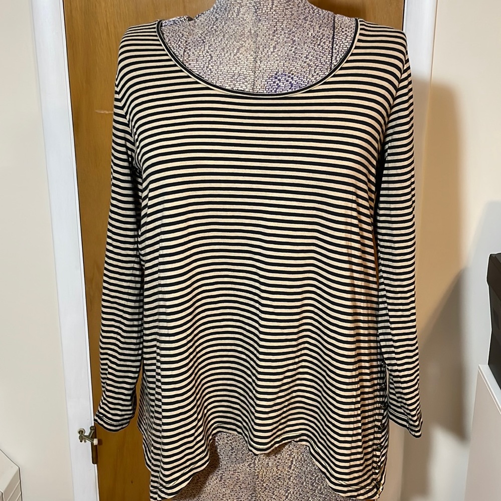Anne Klein Womens Large Tan and Black Stripe 3/4 Sleeve Crew Neck Blouse